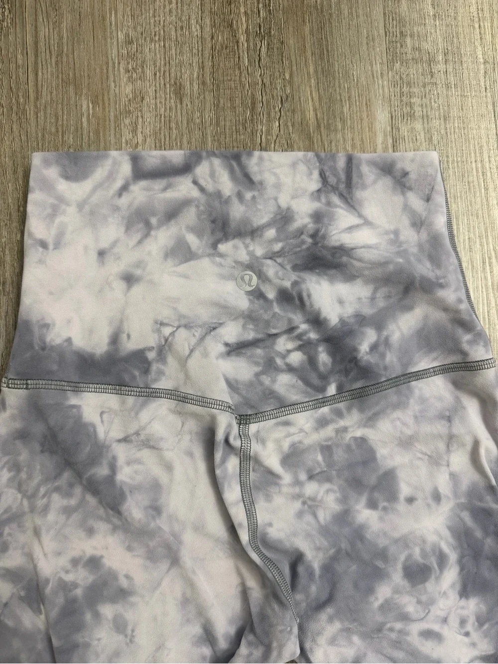 Lululemon Align™ High-Rise Pant Tye-Dye Leggings-size 4 like NEW🔥